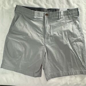 Croft & Barrow Gray Flat Front Shorts Size 38